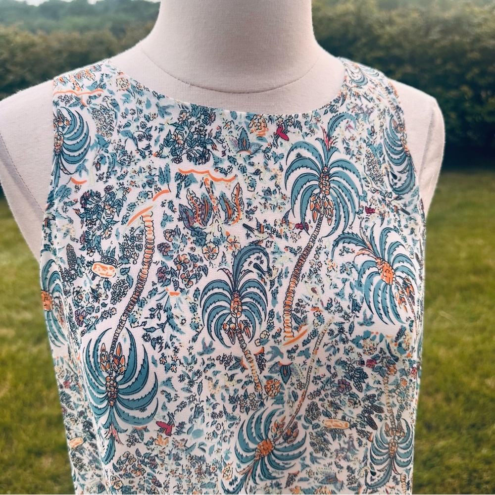 Max Studio Sleeveless Top w/Fun Tropical Palm Tree Design - Picture 6 of 14